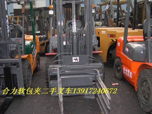 供应二手电瓶叉车、软包夹叉车、柴油叉车、现货转让